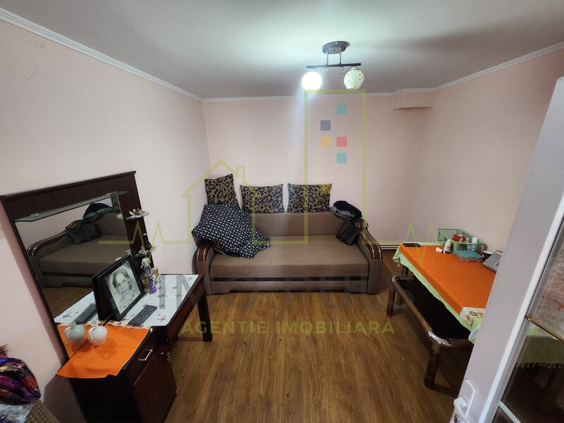 Timisoara. Casa individuala pe parter. 5 Camere. 2 Bai.