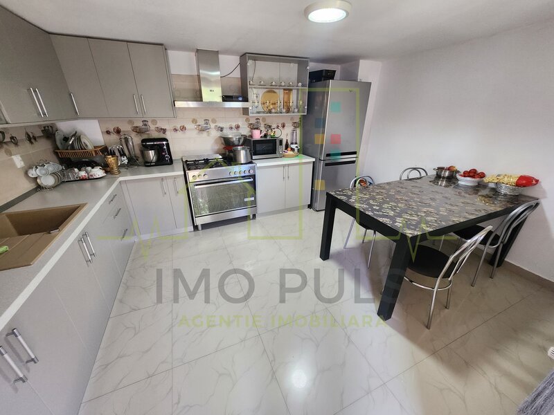Timisoara. Casa individuala pe parter. 5 Camere. 2 Bai.